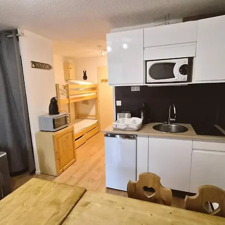 Panoramic 126